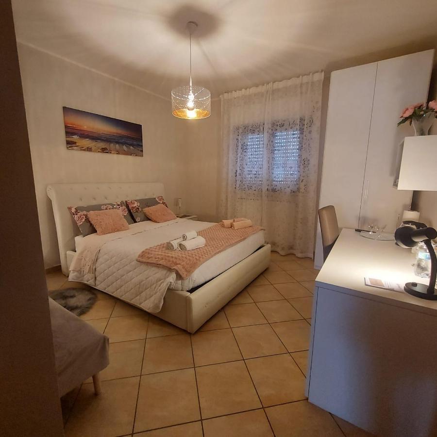 B&B Come A Casa Citta Sant'Angelo Exterior photo